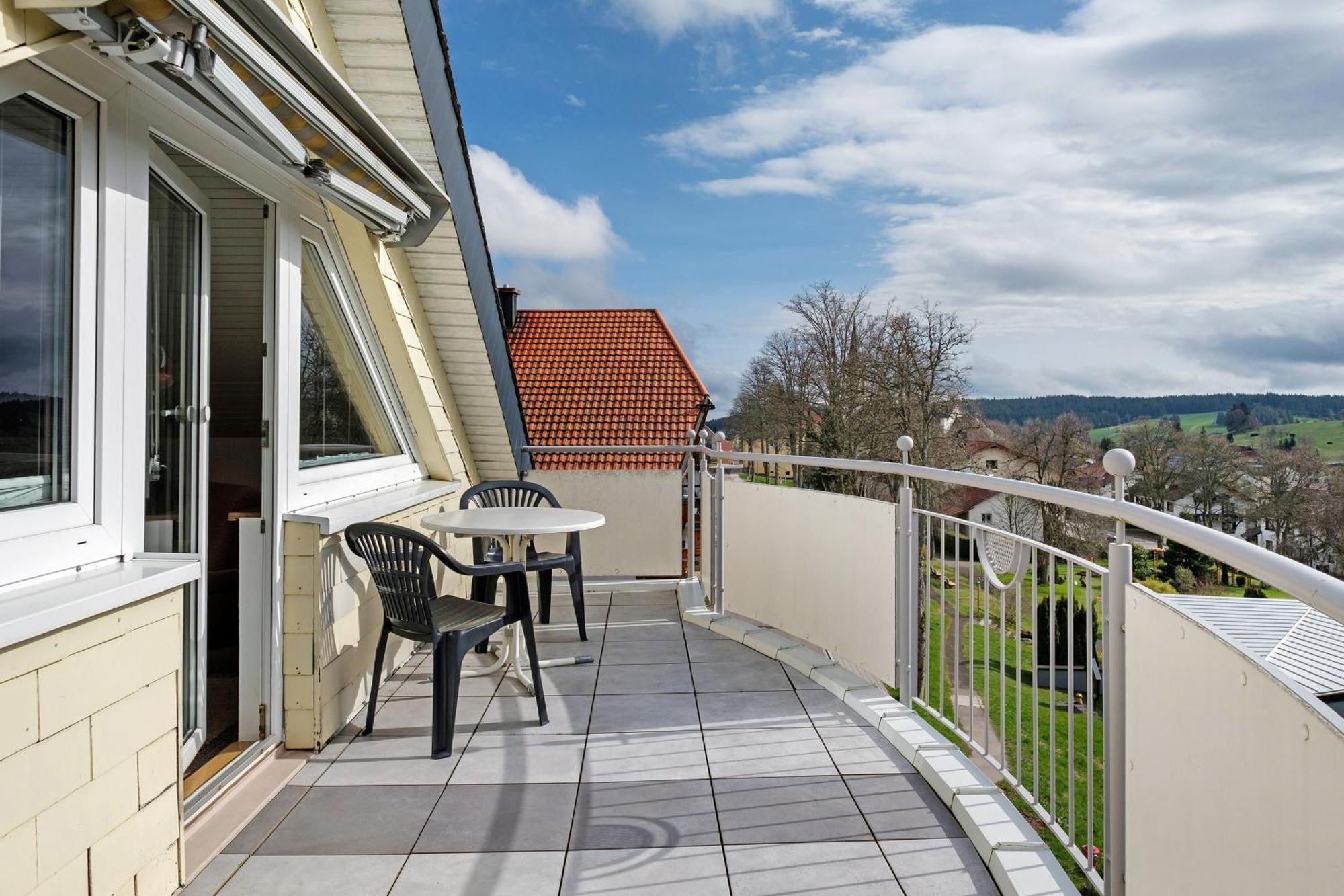 Ferienwohnungen Uhren Allgaier Schönwalde Exteriér fotografie